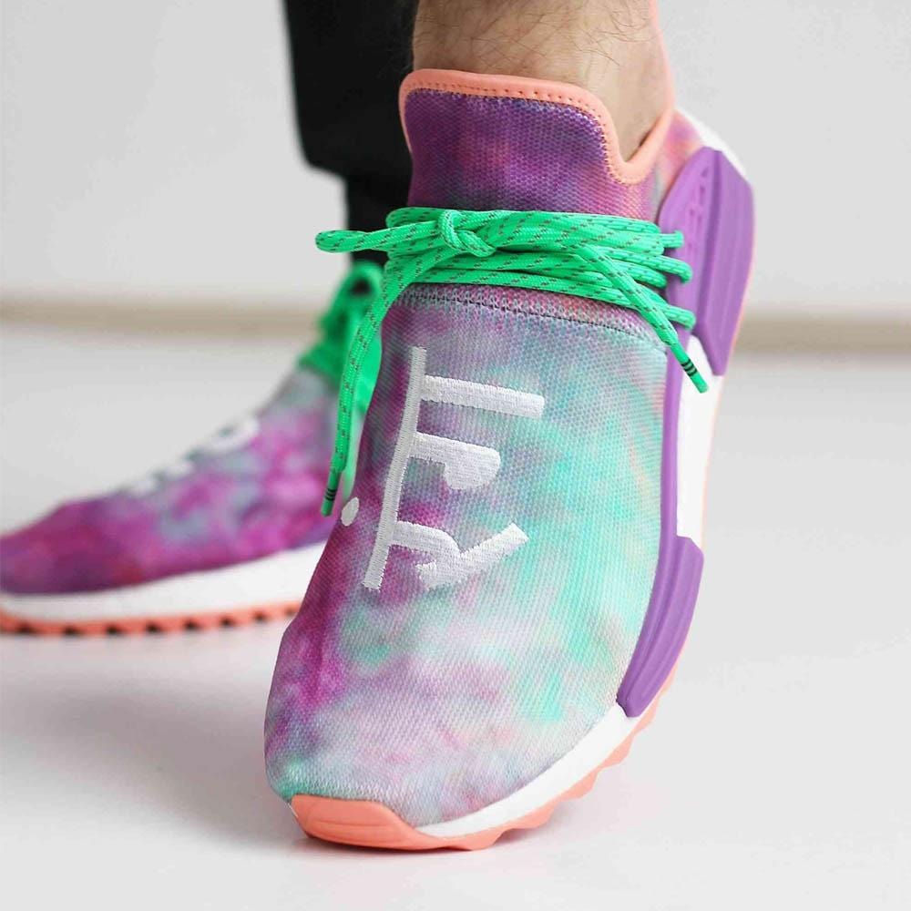 Pharrell x NMD Trail Holi Human Race Chalk Coral - Kick Game