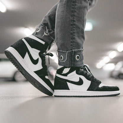 Air Jordan 1 Black White Womens - Kick Game