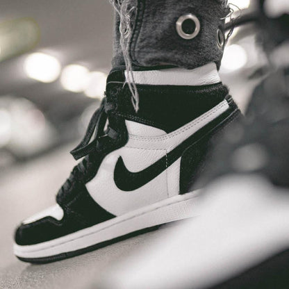 Air Jordan 1 Black White Womens - Kick Game