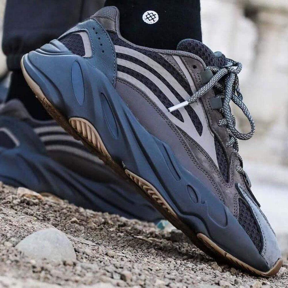 adidas Yeezy Boost 700 V2 Geode - Kick Game