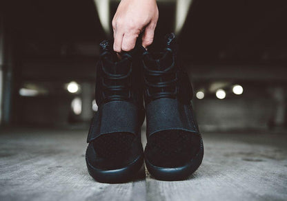 Adidas Yeezy Boost 750 Black - Kick Game