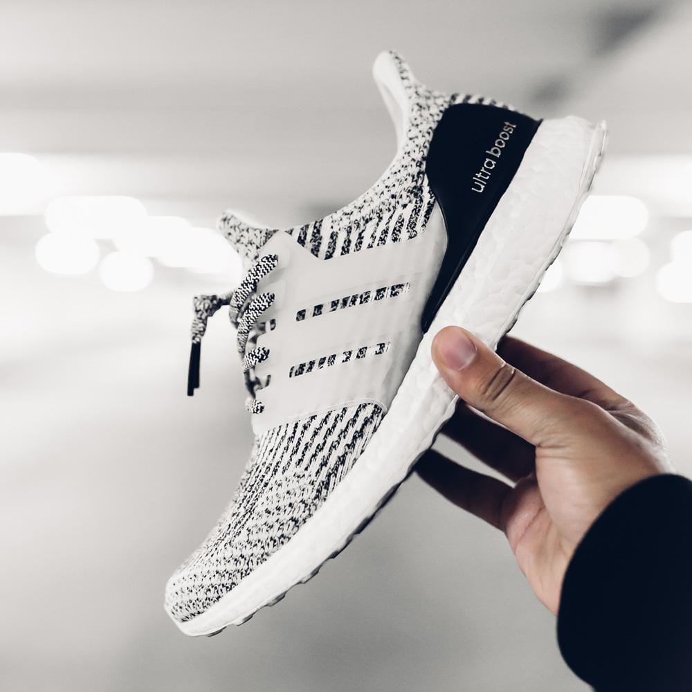 Adidas Ultra Boost 3.0 Oreo - Kick Game