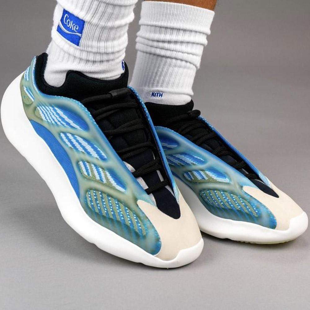 Adidas Yeezy 700 V3 Arzareth Yeezy Azareth Release Date Adidas