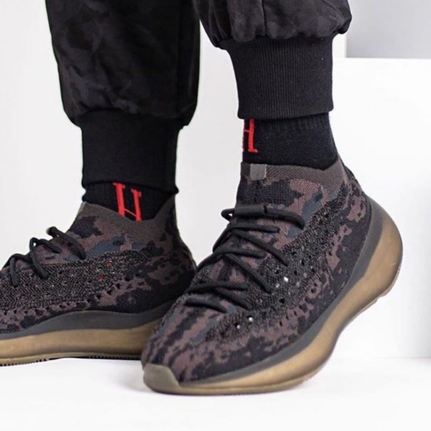 adidas Yeezy Boost 380 'Onyx Non-Reflective' - Kick Game