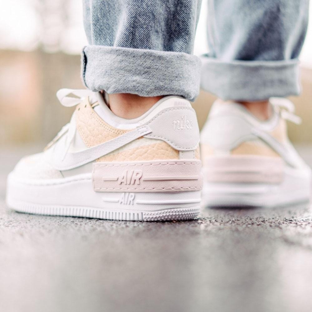 Nike Wmns Air Force 1 Shadow SE 'Spruce Aura' - Kick Game