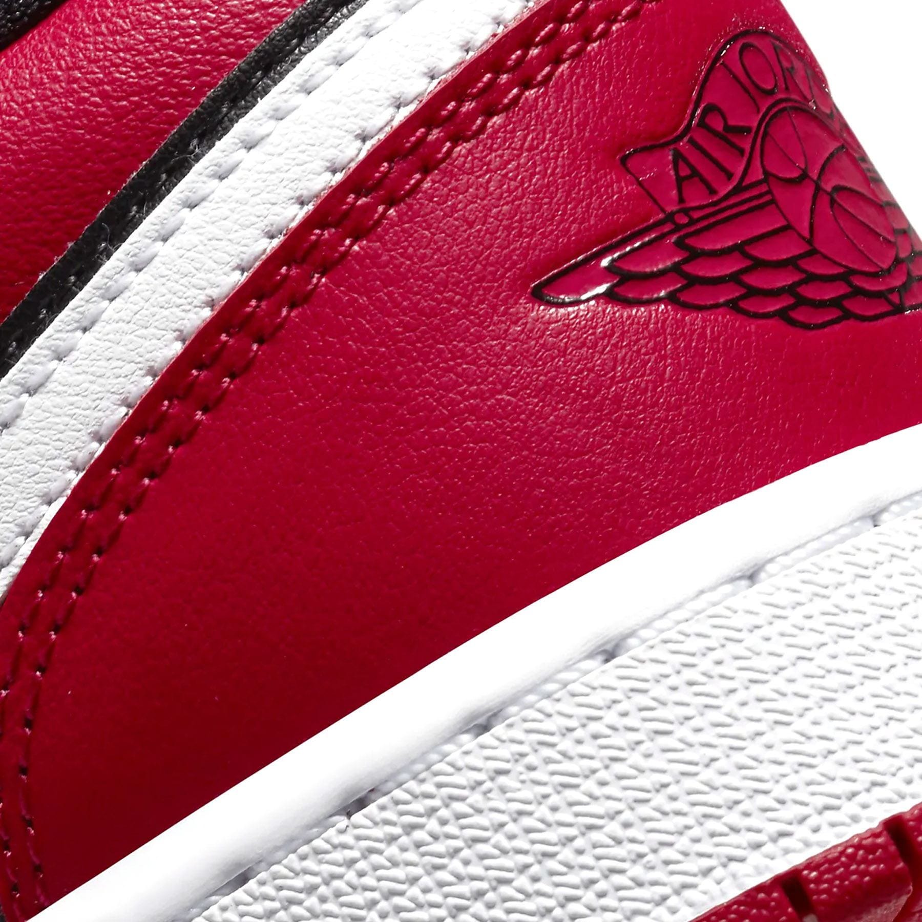 Air Jordan 1 Low GS 'Black Very Berry' - Kick Game