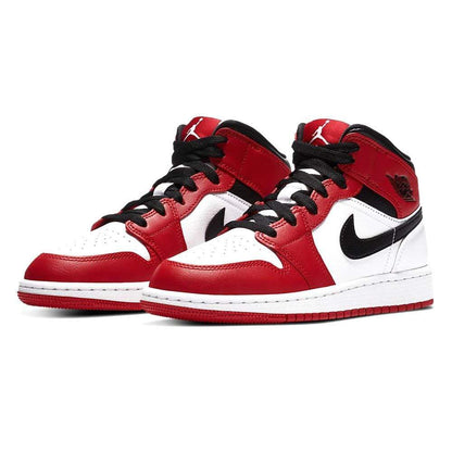 Air Jordan 1 Mid GS Chicago - Kick Game