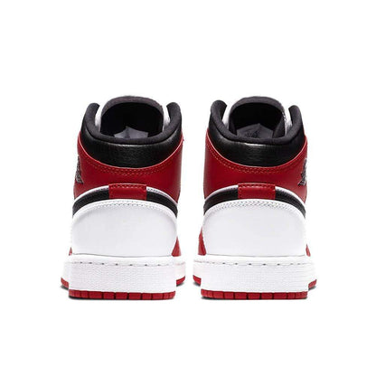 Air Jordan 1 Mid GS Chicago - Kick Game