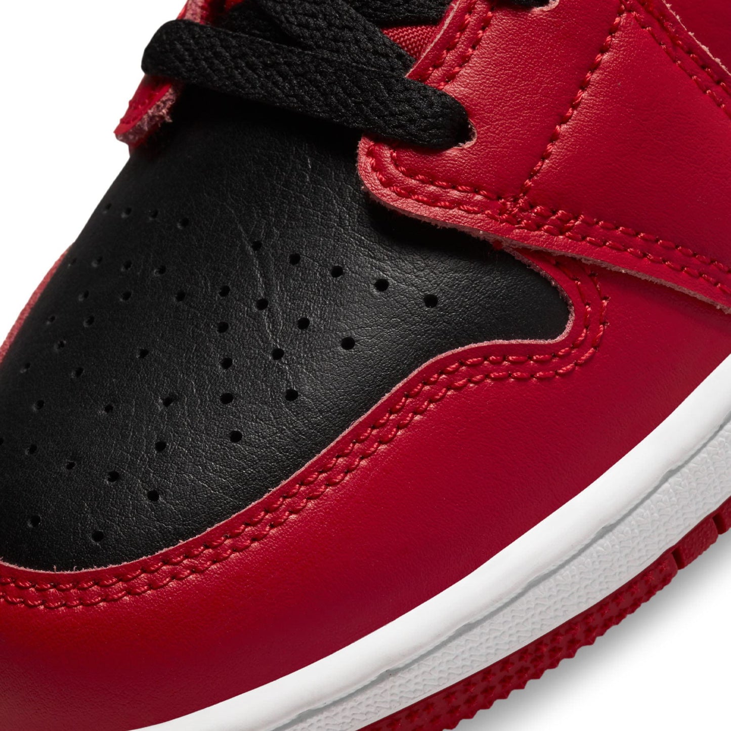 Air Jordan 1 Mid GS 'Reverse Bred' - Kick Game