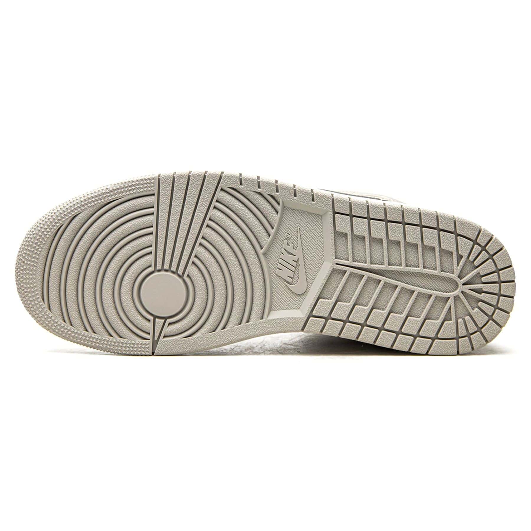 Air Jordan 1 Mid 'Linen' - Kick Game