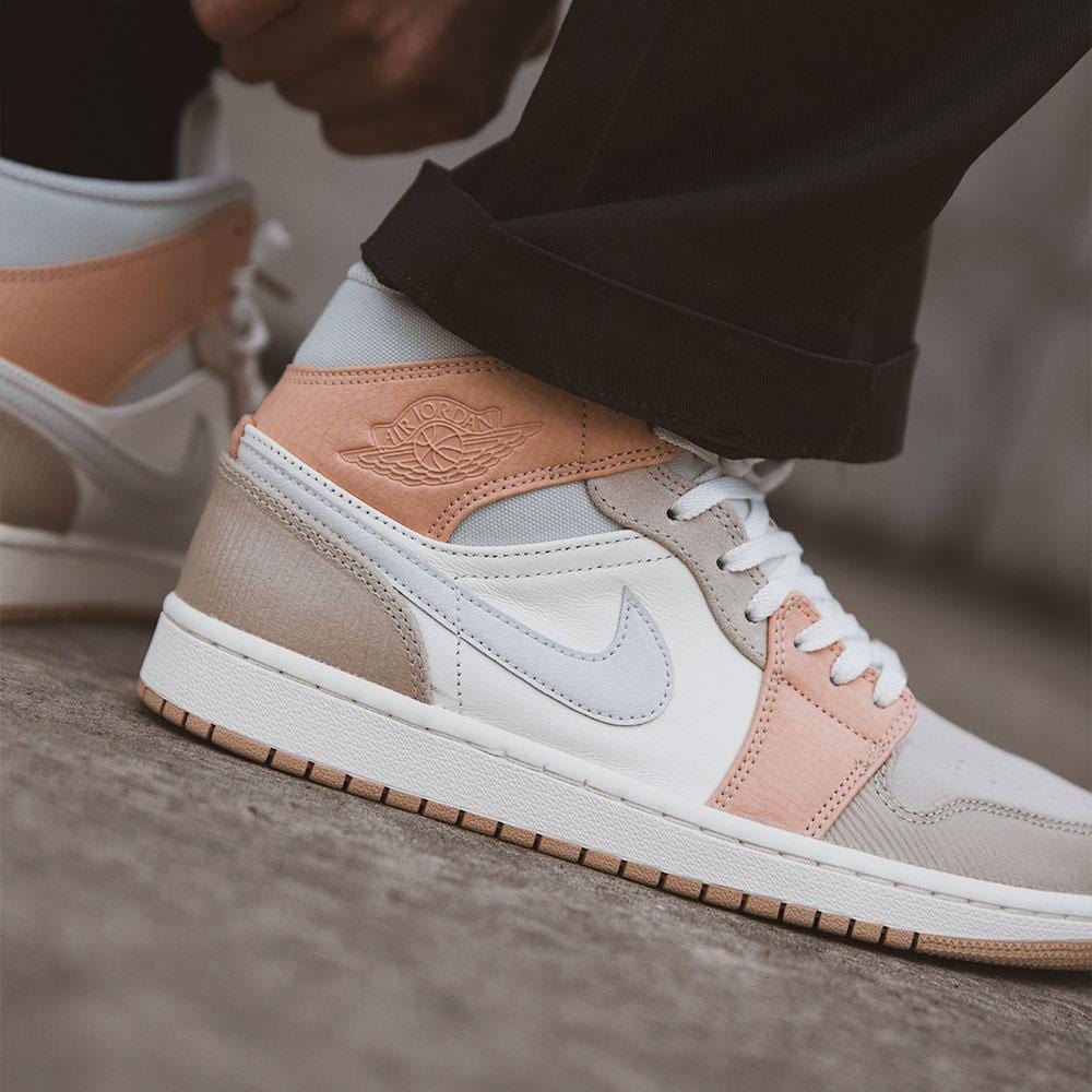 Air Jordan 1 Mid 'Milan' - Kick Game