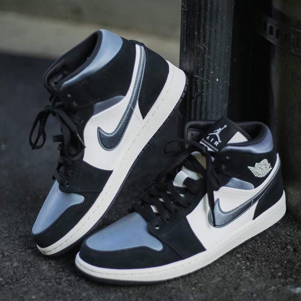 Air Jordan 1 Mid SE 'Satin Smoke Grey' - Kick Game