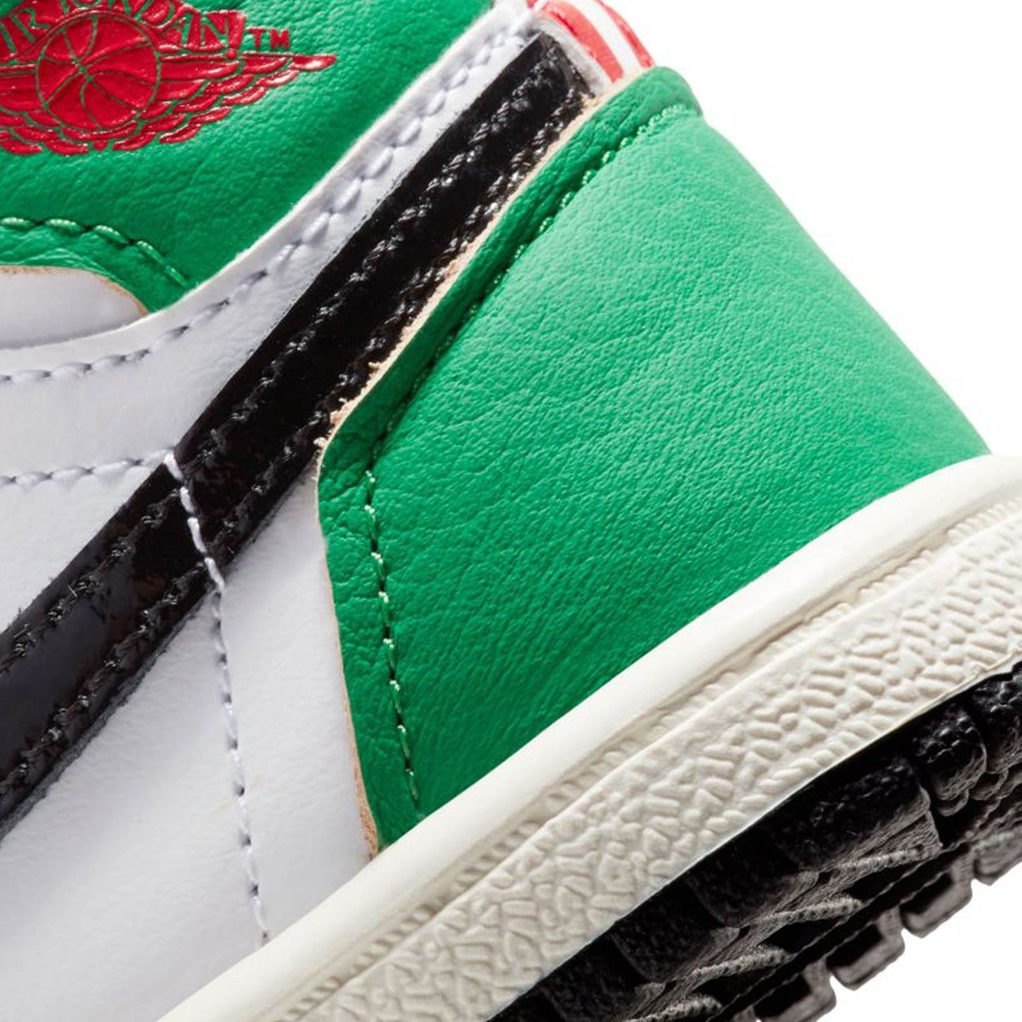 Air Jordan 1 Retro High OG TD 'Lucky Green' - Kick Game