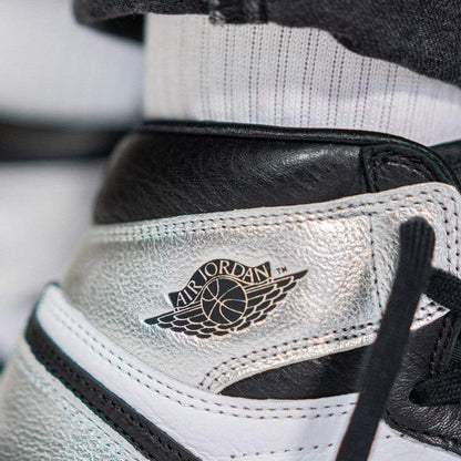 Air Jordan 1 Wmns Retro High OG 'Silver Toe' - Kick Game