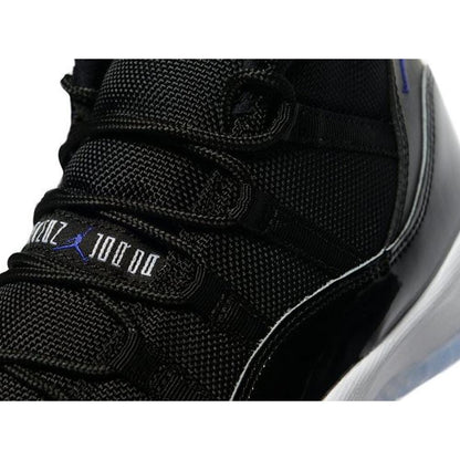 Air Jordan 11 GS Space Jam  Monster Mash - Kick Game
