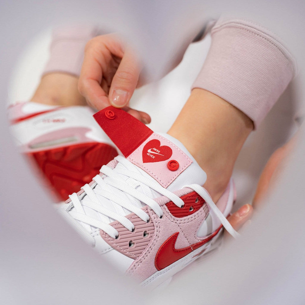 Valentine's day air maxes Clearance