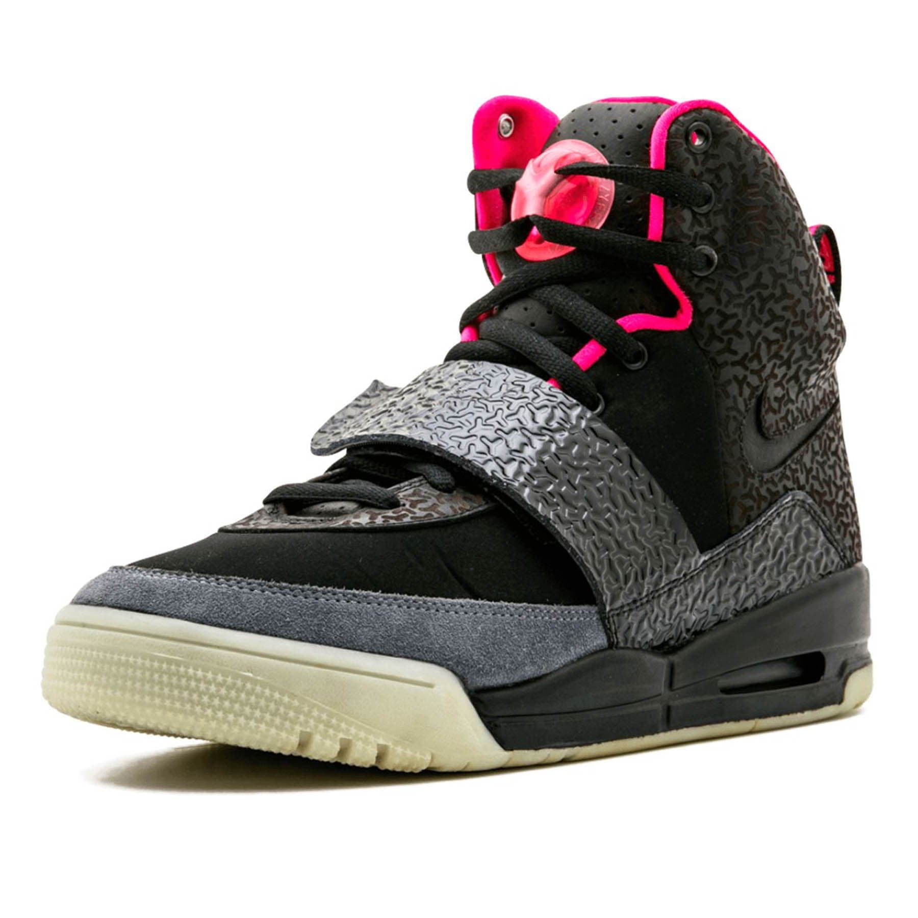Nike Air Yeezy 'Blink' - Kick Game