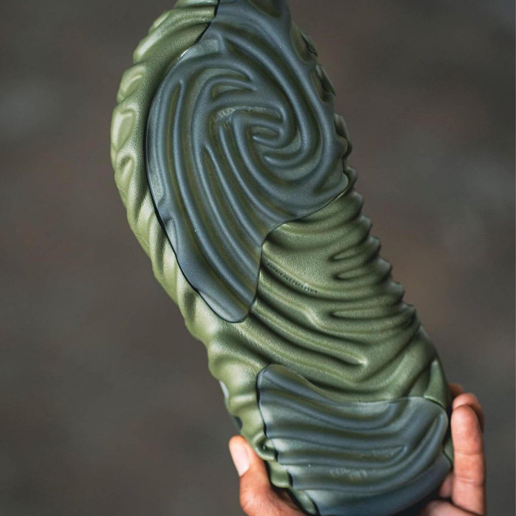 Salehe Bembury x Women Crocs Pollex Clog ‘Green’ - CerbeShops