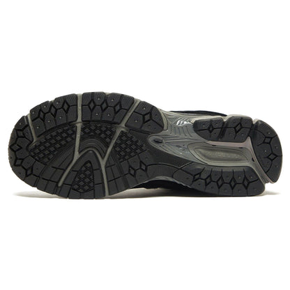 New Balance 2002R 'Black Dark Grey White' - Kick Game