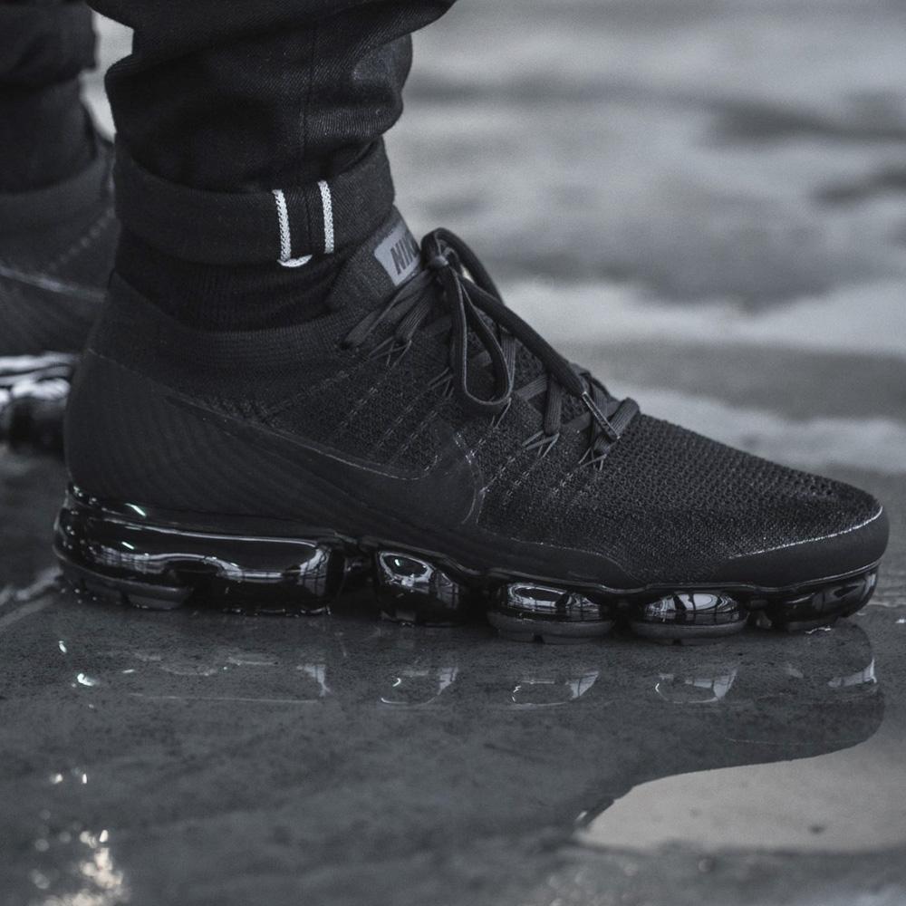 Nike Air Vapormax Flyknit Triple Black 2.0 - Kick Game