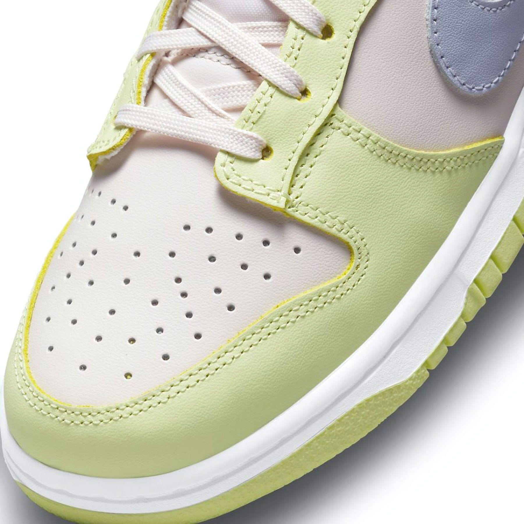 nike dunk low ghost green