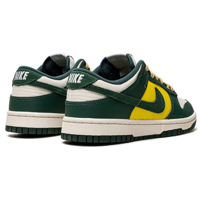 Nike Dunk Low SE Wmns 'Noble Green' - Kick Game