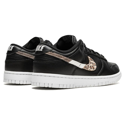 Nike Dunk Low SE Wmns 'Primal Black' - Kick Game