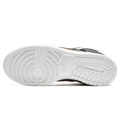 Nike Dunk Low SE Wmns 'Primal Black' - Kick Game