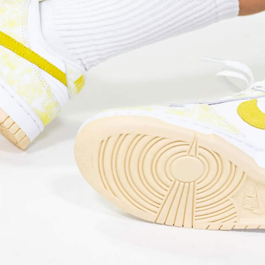 Nike Dunk Low OG Wmns 'Yellow Strike' - JuzsportsShops