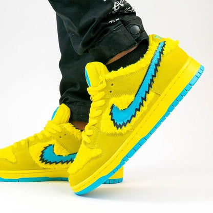 Grateful Dead x Nike Dunk Low SB 'Yellow Bear' - Kick Game