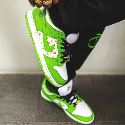 Supreme x Nike Dunk Low OG SB QS ‘Mean Green’ - Kick Game