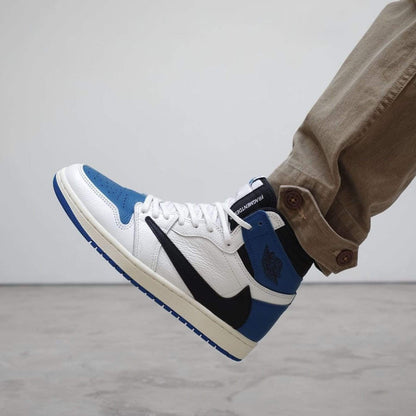 Fragment Design x Travis Scott x Air Jordan 1 Retro High - Kick Game