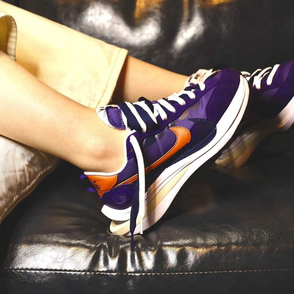 sacai x Nike VaporWaffle 'Dark Iris' - CerbeShops