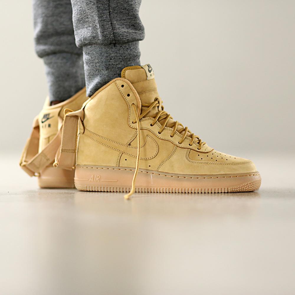 NIKE AIR FORCE 1 HIGH '07 LV8 Flax & Outdoor Green - Kick Game