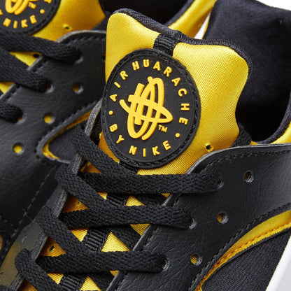 NIKE AIR HUARACHE RUN 'BERLIN' - Kick Game