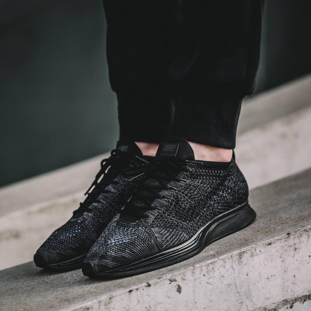 Nike Flyknit Racer Triple Black - Kick Game