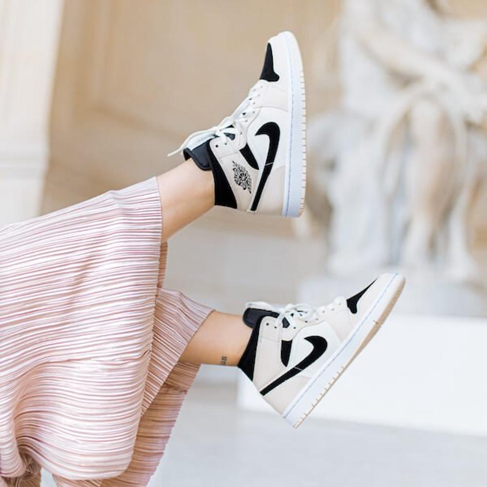 Wmns Air Jordan 1 Mid 'Barely Orange' - Kick Game